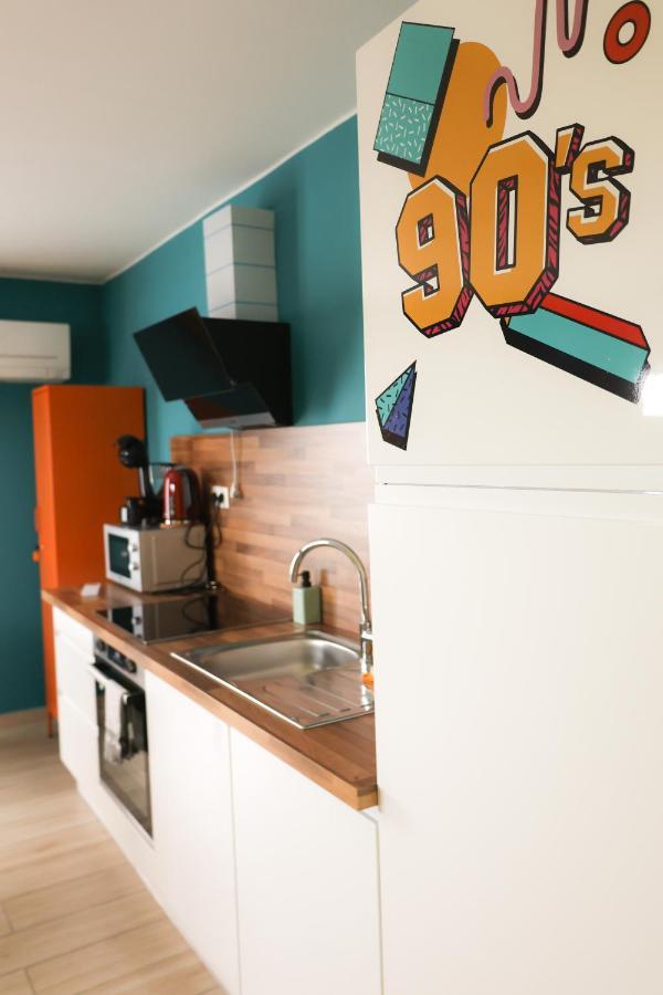 Capsule 90'S - Balneo - Sauna - Flipper - Billard - Netflix - Nintendo Switch & Jeux - Mons Ngoại thất bức ảnh
